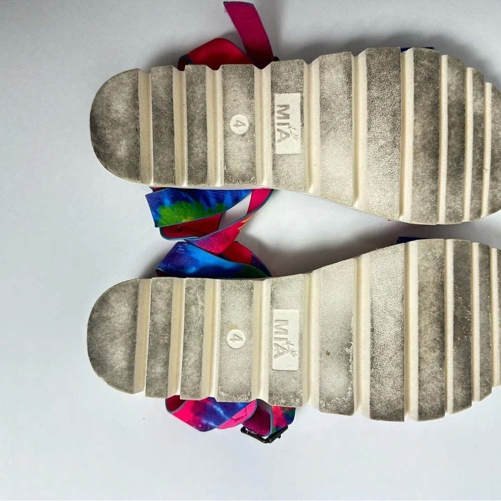 Colorful Tie-Dye Girls sandals 🩴 🌈